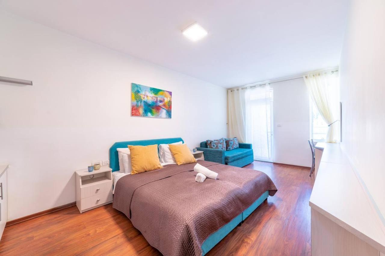 Art Apartment In Mamila - Art & View Jérusalem Extérieur photo
